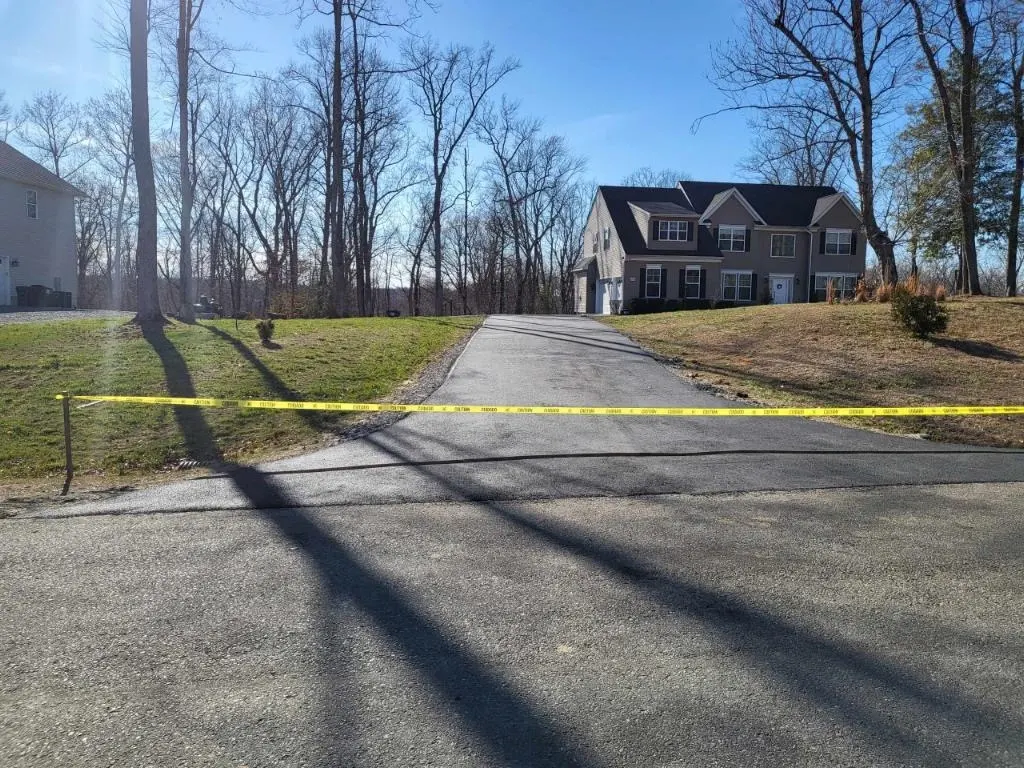 best residential asphalt paving and driveway installation experts in Haymarket Virginia