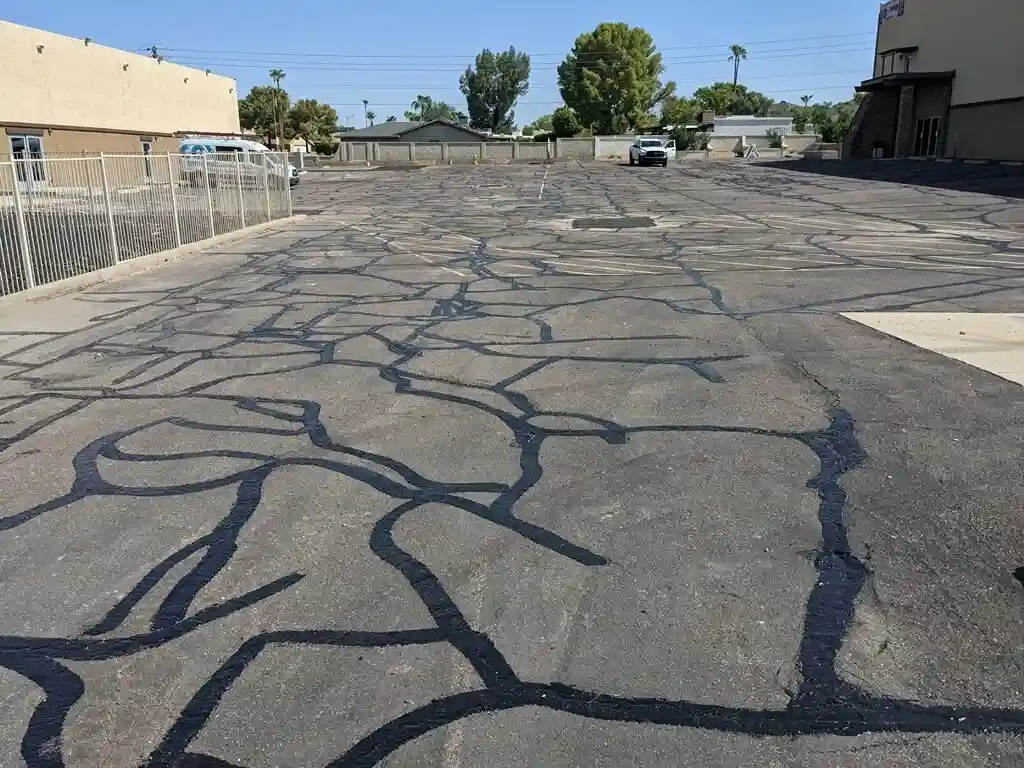 asphalt crack repair contractors in Prince William Virginia for longer life of pavements