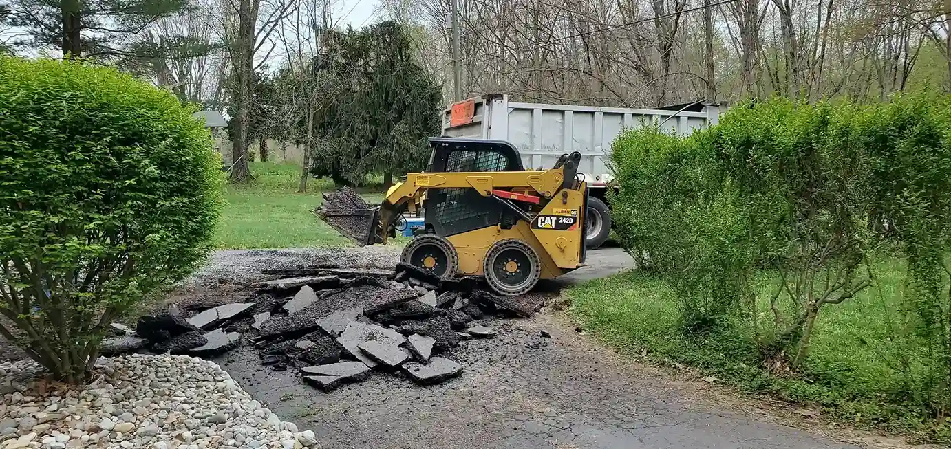 trusted residential asphalt milling and resurfacing contractors for driveway paving and private roads in northern Virginia